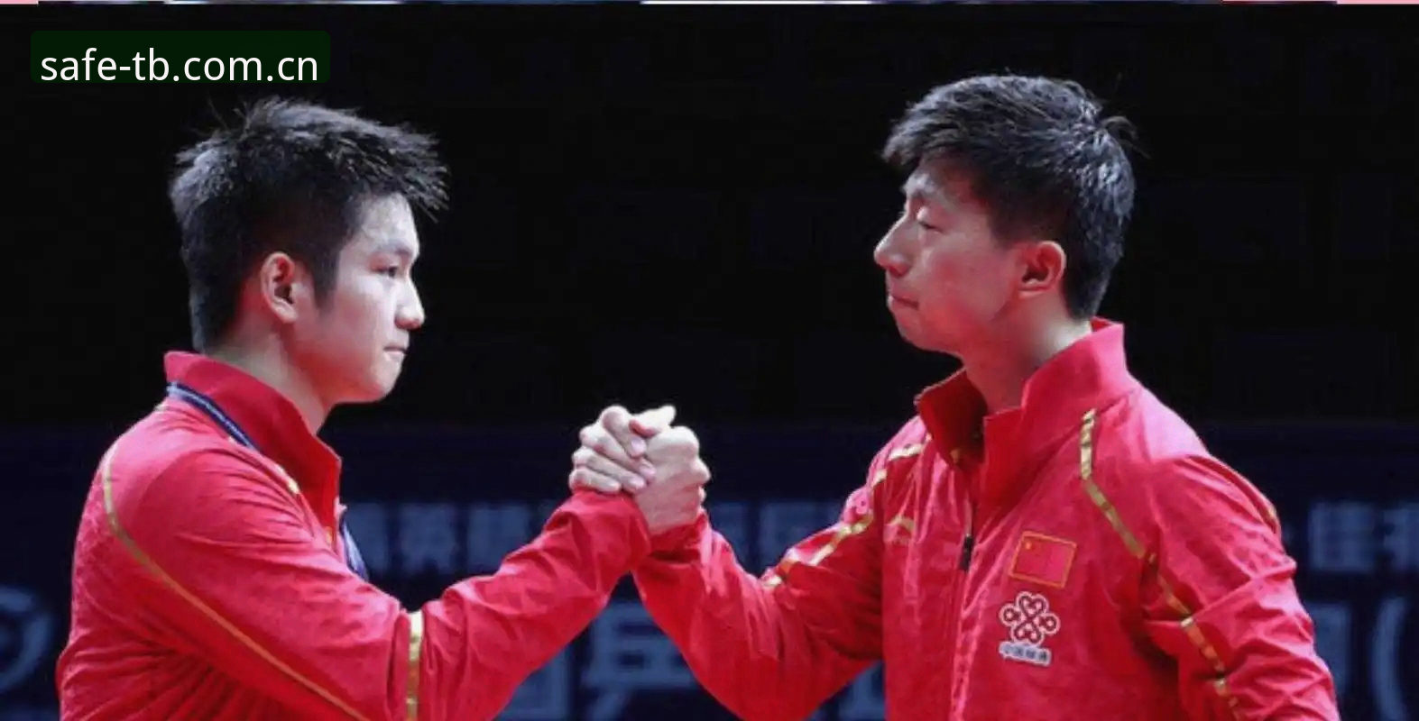 埃梅里如何率维拉3-0完胜弗赖堡，捧起队史首座欧联杯冠军？